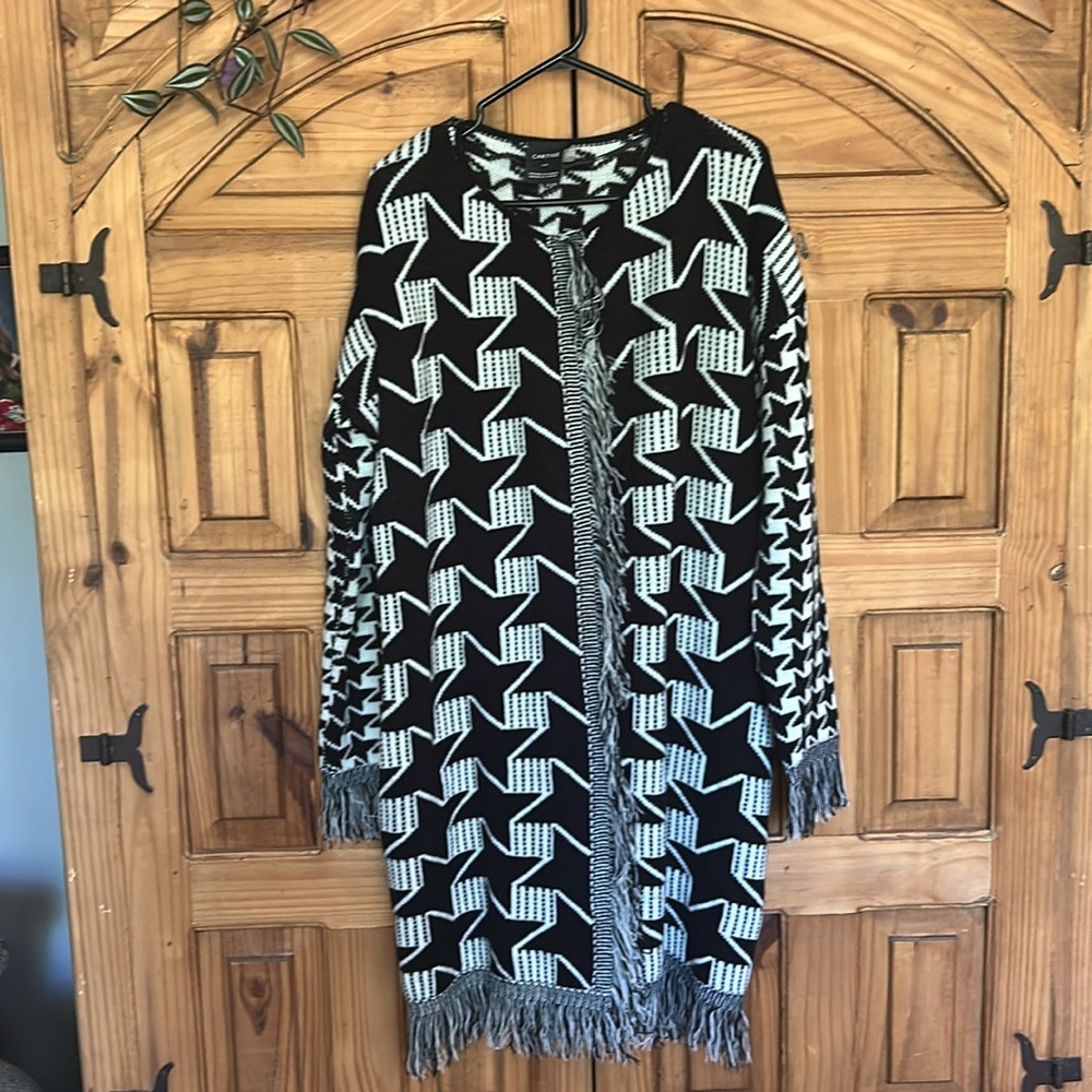 CARTISE Acrylic Houndstooth Open Fray Cardigan
